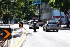 Prefeitura diz que acidentes de trânsito na Avenida Brasil reduziram com a retirada das espinhas de peixe